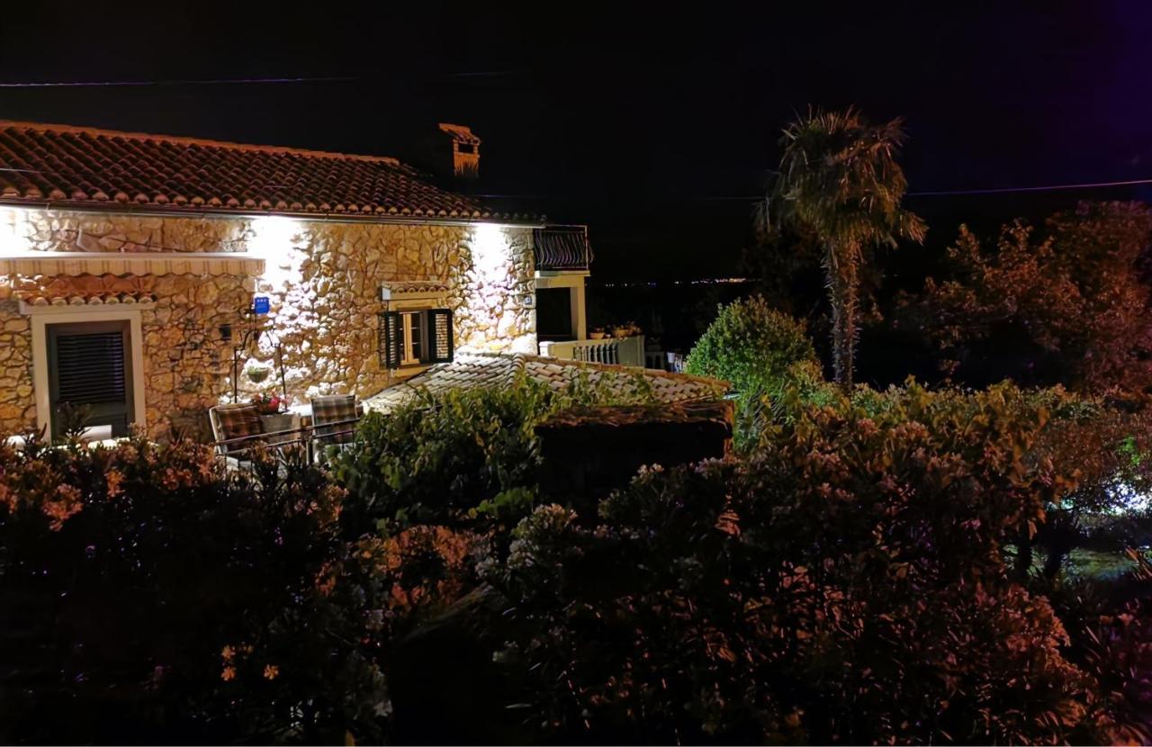 Mavri Apartmán